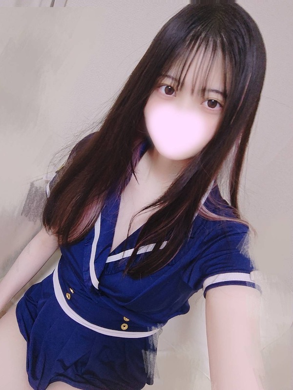 りなの写真1枚目