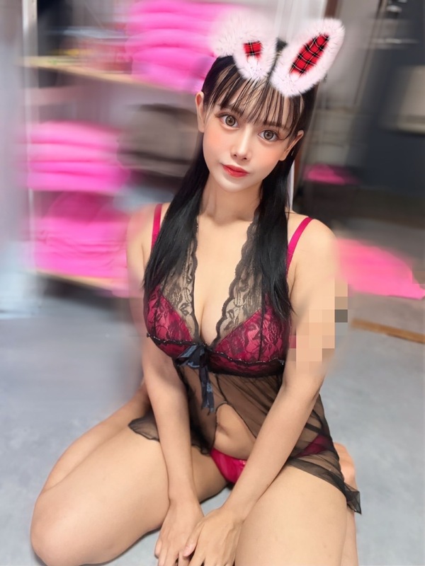 ジュリアの写真2枚目